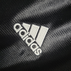 Camisa Retrô Real Madrid II 99/01 - Masculina Adidas - Preta com detalhes em amarelo - EM SPORTS