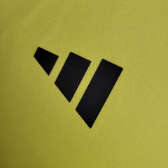 Camisa Flamengo Treino 24/25 - Torcedor Adidas Masculina - Amarela com detalhes em preto e cinza - EM SPORTS