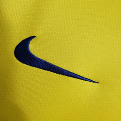 Camisa Retrô Barcelona II 08/09 - Masculina Nike - Amarela com detalhes em azul e vermelho - EM SPORTS