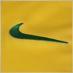 Camisa Retrô Seleção Brasileira I 2016/17 - Masculina Nike - Amarela com detalhes em verde - EM SPORTS