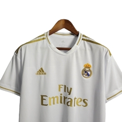 Camisa Retrô Real Madrid I 18/19 - Masculina Adidas - Branca com detalhes em dourado na internet