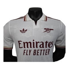 Camisa Arsenal III 25/26 - Jogador Adidas Masculina - Branca com detalhes em vinho - comprar online