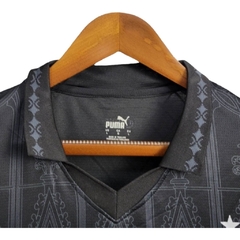 Imagem do Camisa AC Milan Edição especial 24/25 - Torcedor Puma Masculina - Preta com detalhes em cinza