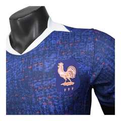Camisa Seleção França I 25/26 - Jogador Nike Masculina - Azul com detalhes em vermelho - EM SPORTS