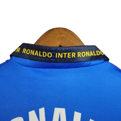 Camisa Retrô Inter de Milão Ronaldo 1997/1998 - Masculina - Azul - EM SPORTS