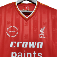Camisa Retrô Liverpool 1985/1986 - Masculina - Vermelha com detalhes em branco - EM SPORTS