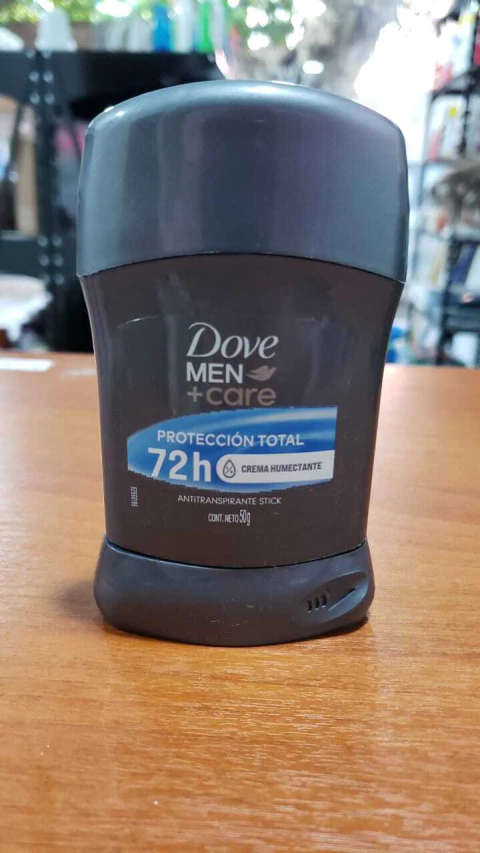 Dove en barra hombre