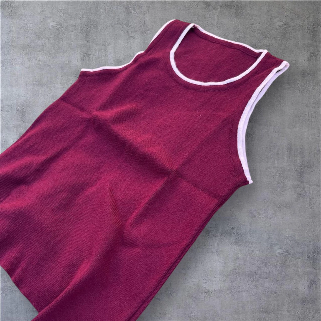 Musculosa bordo CEREZA