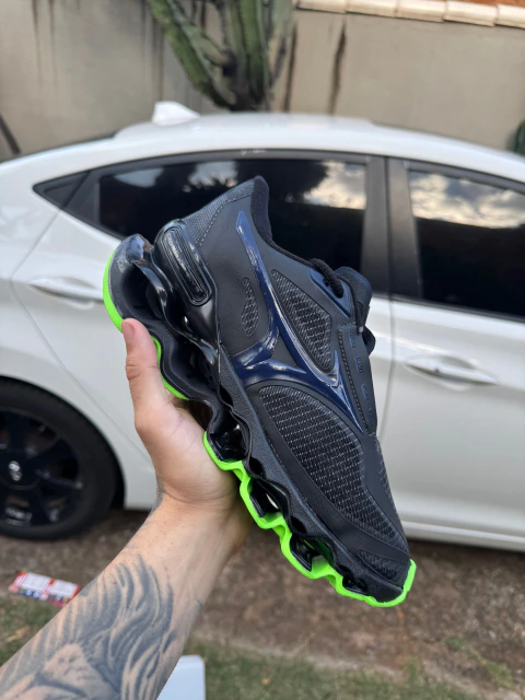 Mizuno Wave Prophecy 15- PRETO E VERDE