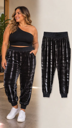 Calça Preto com Bilhante