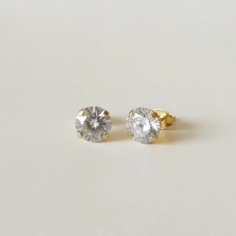 Brinco Semijóia Folheado - Ponto de luz