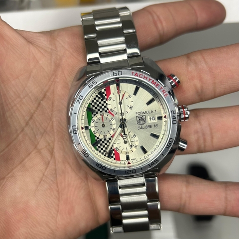 TAG HEUER FÓRMULA 1 - PRATA E FUNDO BRANCO/AÇO INOXIDÁVEL/A PROVA D ÁGUA/45 mm