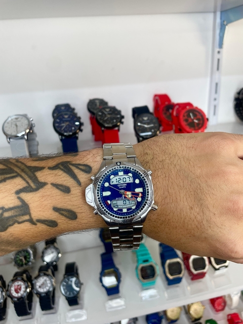 CITIZEN AQUALAND C500 - FUNDO AZUL/SÉRIE PRATA/PULSEIRA DE AÇO/A PROVA D ÁGUA