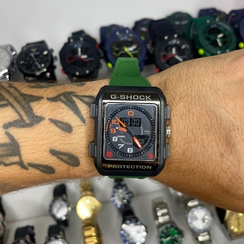 GSHOCK PROTECTION FERRARI- PRETO E VERDE/PULSEIRA DE BORRACHA VERDE/A PROVA D ÁGUA/41 MM