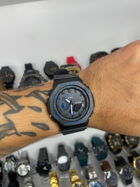 GSHOCK GA 2100 PRETO E AZUL - A PROVA D ÁGUA