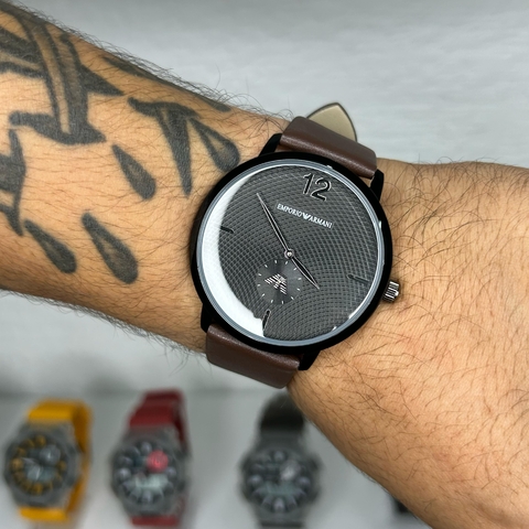 EMPORIO ARMANI OB9 SOCIAL MINIMALISTA - MARROM/PULSEIRA DE COURO/45 MM