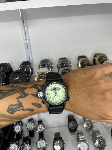 CITIZEN JP2000 - PRETO/FUNDO VERDE/PULSEIRA PRETO/A PROVA D ÁGUA