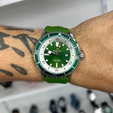 BREITLING SUPEROCEAN A17376 - VERDE/FUNDO VERDE/CAIXA PRATA/PULSEIRA DE BORRACHA VERDE/49MM
