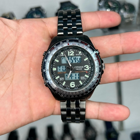 CITIZEN PROMASTER WINGMAN VI JQ8008 - PRETO/FUNDO PRETO/PULSEIRA DE AÇO/A PROVA D ÁGUA/50 MM