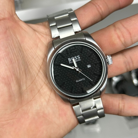 HUGO BOSS CLÁSSICO - PRATA/FUNDO PRETO/AÇO INOXIDÁVEL/A PROVA D ÁGUA/50 MM