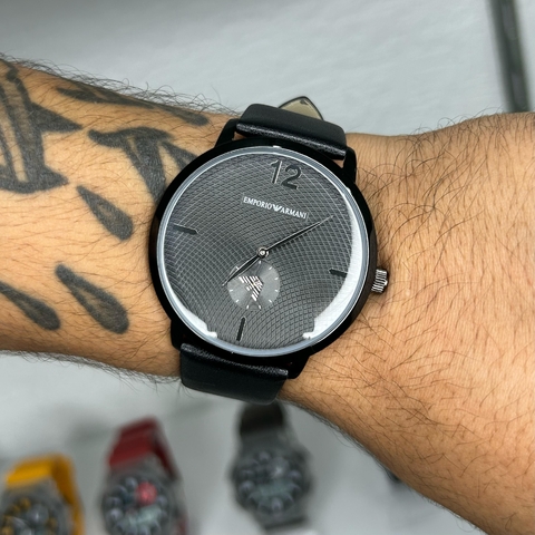 EMPORIO ARMANI OB9 SOCIAL MINIMALISTA - PRETO/PULSEIRA DE COURO/45 MM