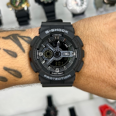 GSHOCK GA-110 - PRETO/PULSEIRA DE BORRACHA/A PROVA D ÁGUA/50 MM