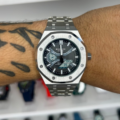 GSHOCK CASIO GM 2100 STEEL - PRATA/PULSEIRA DE AÇO/A PROVA D ÁGUA/43,5 MM