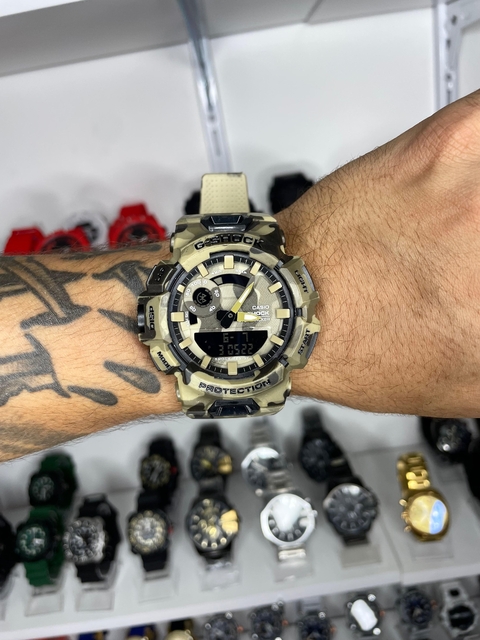 GSHOCK GBA 900 - CAMUFLADO/AREIA/A PROVA D ÁGUA