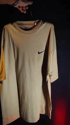 Camiseta oversized suedine #30 - comprar online