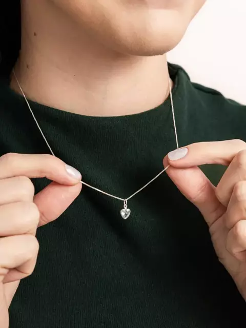 Colar de Prata Ponto de Luz Coração - comprar online