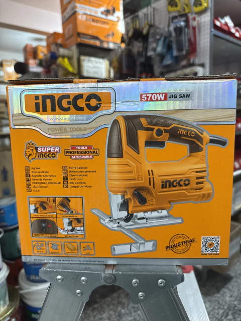 JS57028-4- SIERRA CALADORA 570W 800-3000RPM + ACCESORIOS