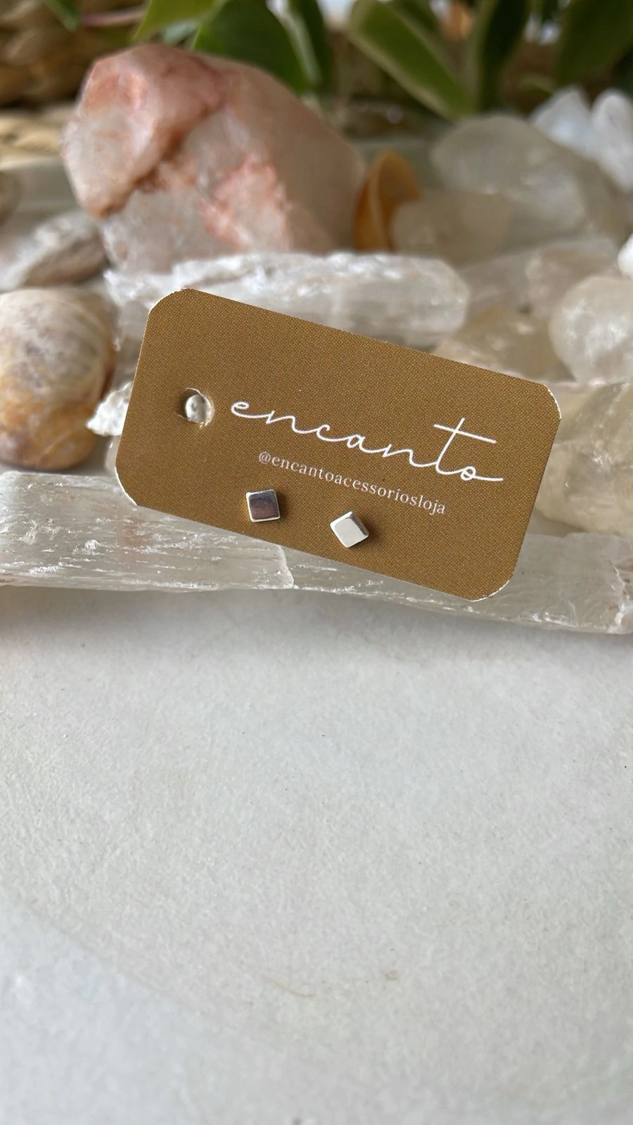 Brinco Minimalista Quadrado Prateado