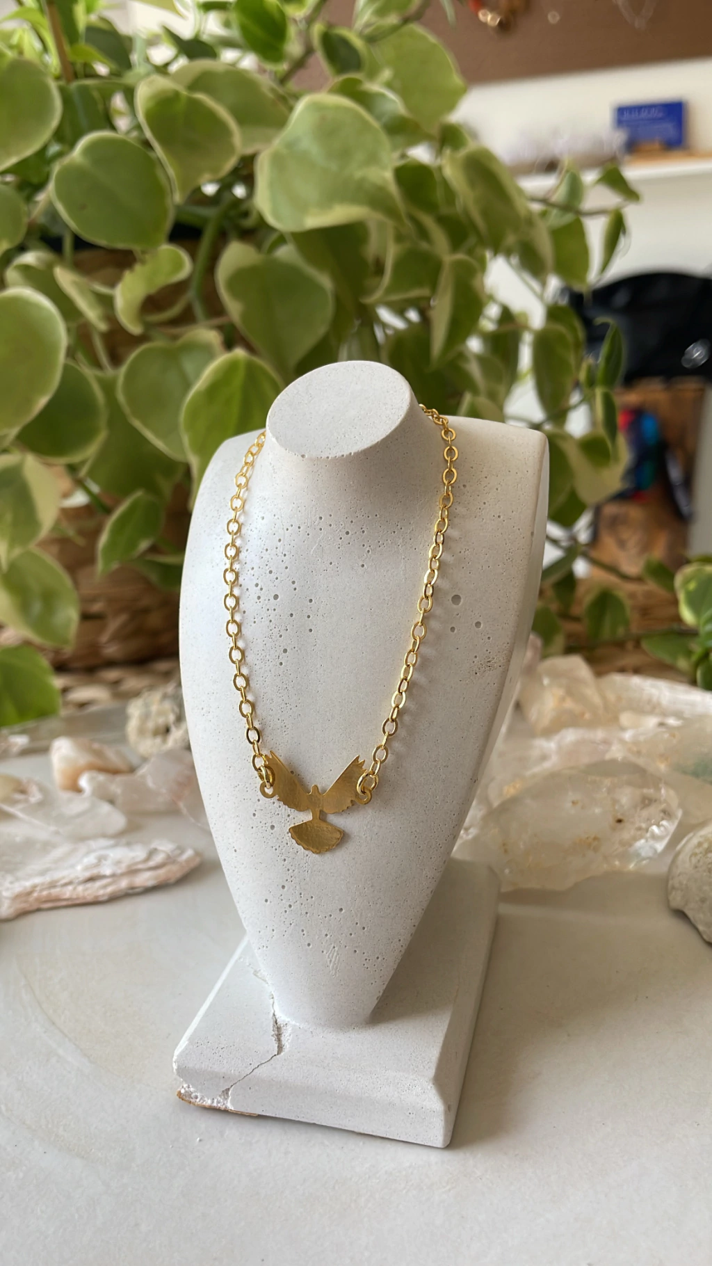 Colar Espirito Santo