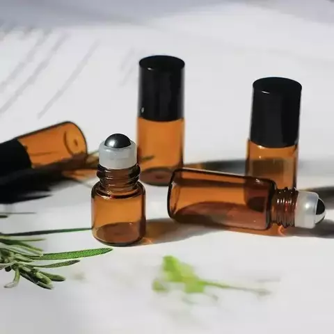 50 peças 1ml 2ml 3ml 5ml rolo de vidro em garrafas para óleos essenciais âmbar r