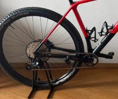 CALOI ELITE CARBON SPORT na internet