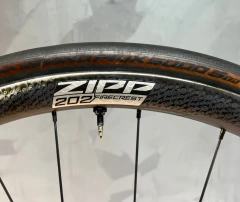 RODAS ZIPP 202 FIRECREST CARBON DISC | 700C na internet