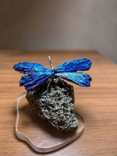 Escultura de Pirita e Turmalina Azul - AC34 - comprar online