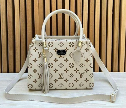 Bolsa Lorena - Louis Vuitton - Off White