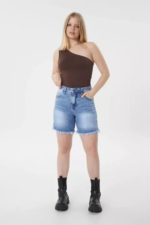 SIDE - SEMI BERMUDA CELESTE CON BIGOTES Y DESFLECADO EN BOTA TIRO ALTO TALLES 36 AL 46 STRIVEN JEANS