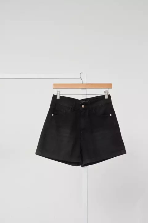 PIEDRA | SHORT NEGRO CON BIGOTE RIGIDO TIRO ALTO TALLES 36 AL 46 STRIVEN