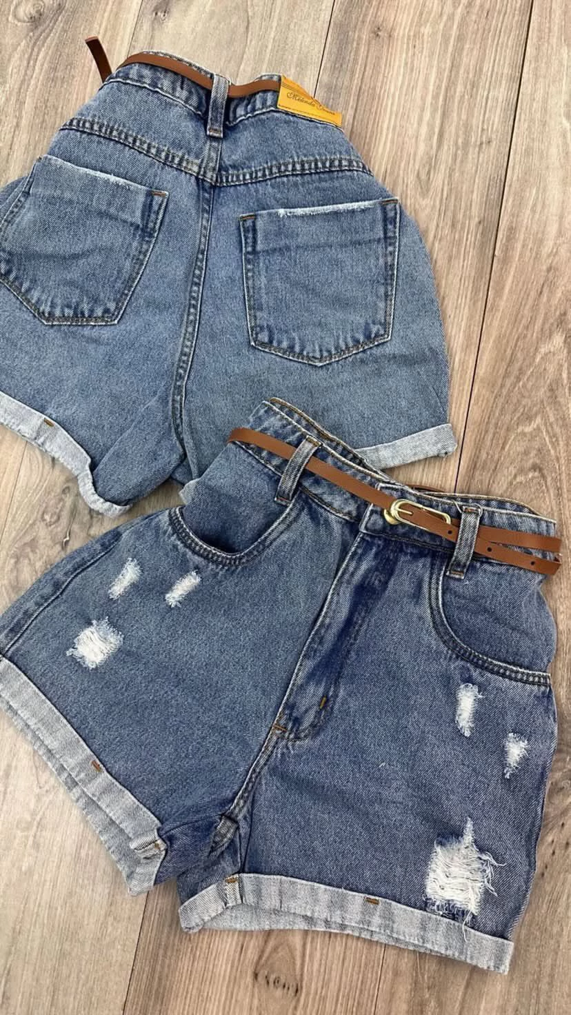 short jeans com cinto