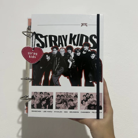 Caderno Stray Kids