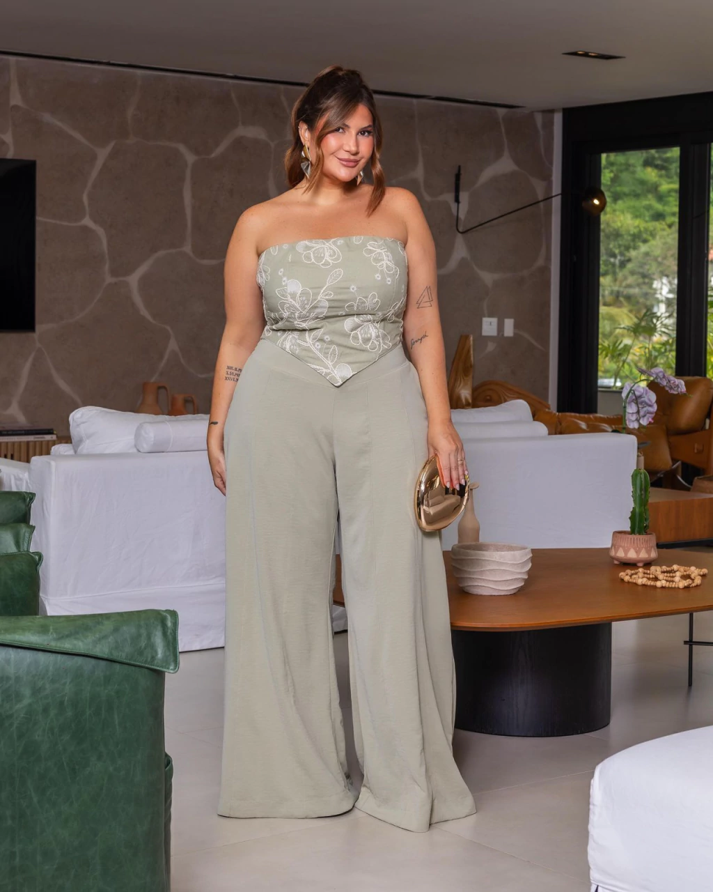 Calça Pantalona Recortes Elegance