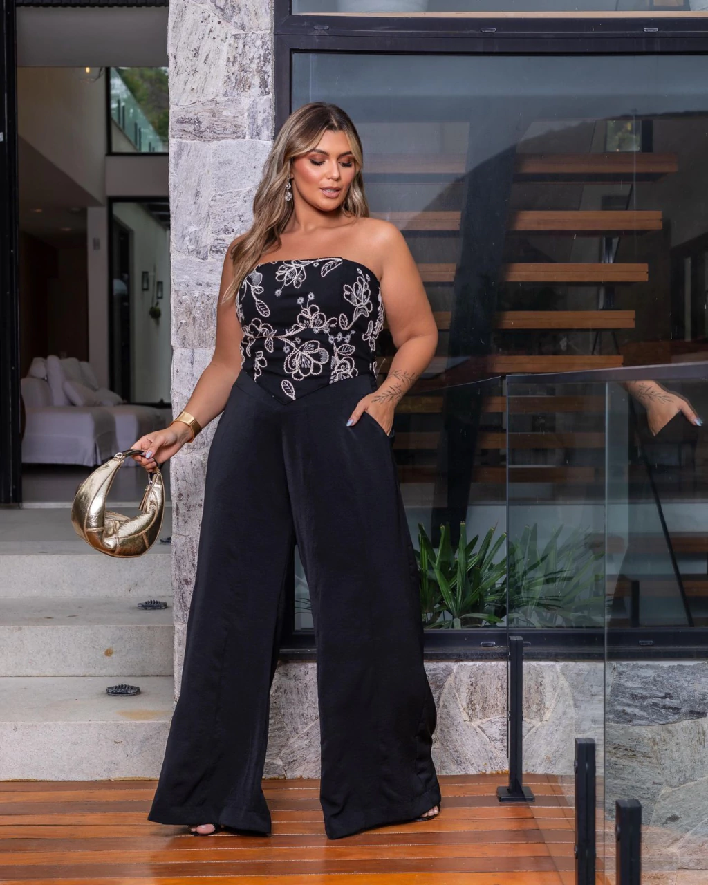 Calça Pantalona Recortes Elegance