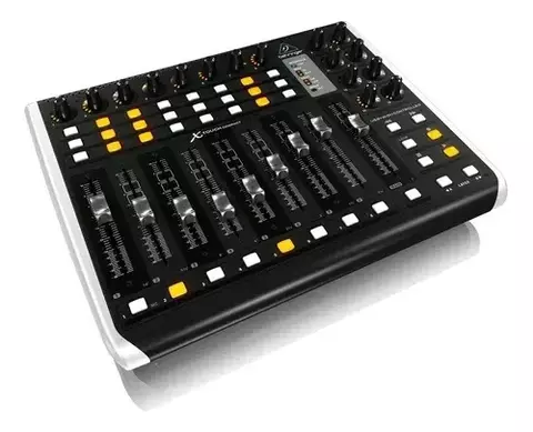 Controladores Behringer X-Touch