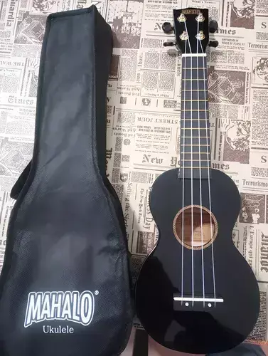 Ukelele MAHALO MR1bk