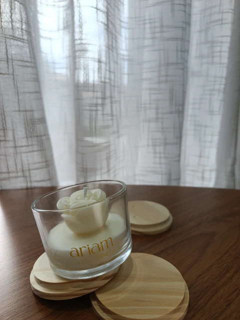 Vela aromática escultural - Vanilla