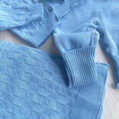 SAIDA DE MATERNIDADE C/BOTAO (AZUL) na internet
