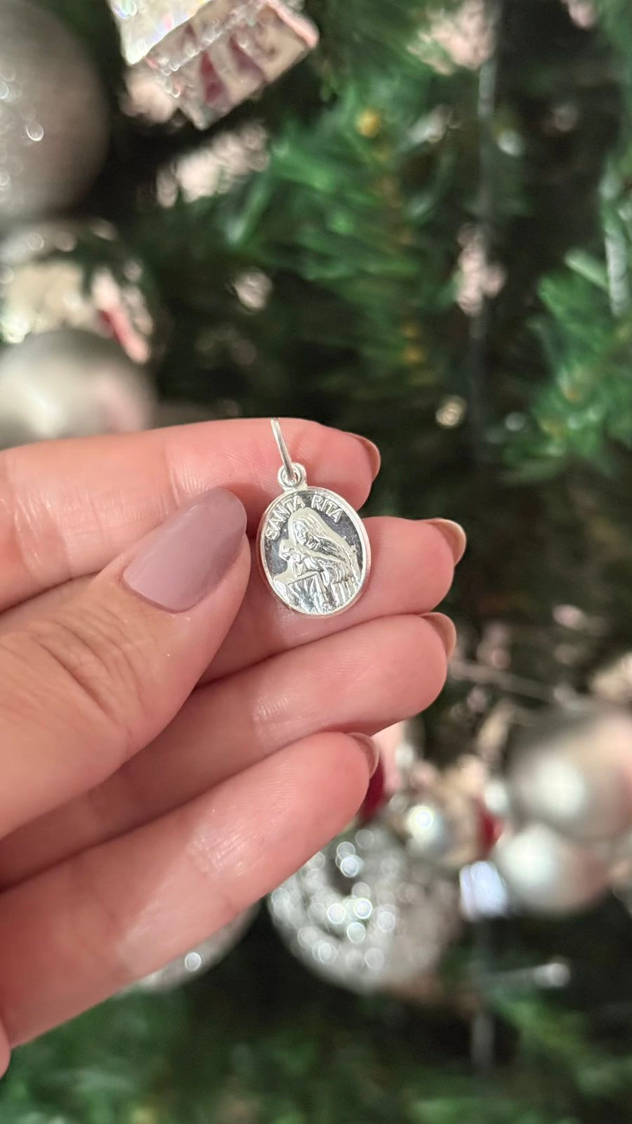 Pingente Santa Rita de Cassia Oval
