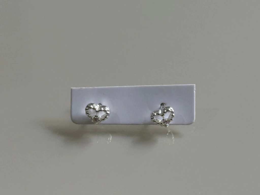 Brinco Coração Tarraxa Baby 5mm